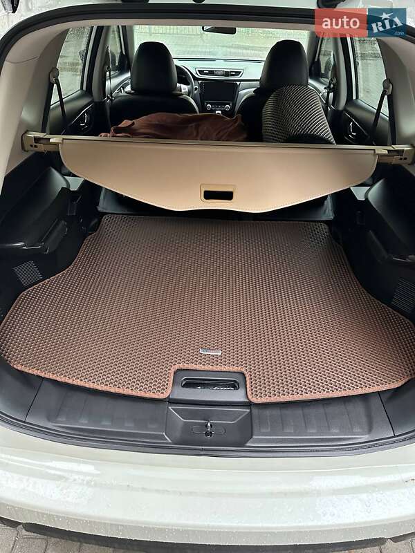 Позашляховик / Кросовер Nissan Rogue 2016 в Івано-Франківську фото 16 Позашляховик / Кросовер Nissan Rogue 2016 в Івано-Франківську