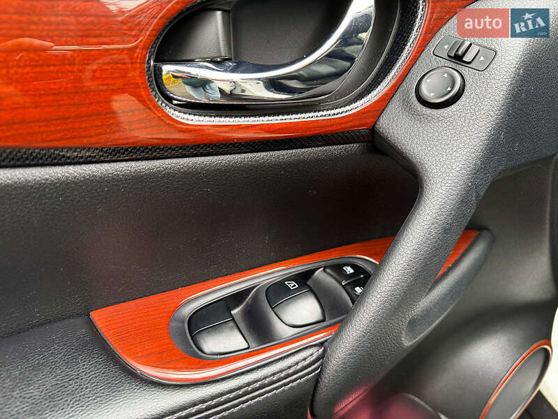 Внедорожник / Кроссовер Nissan Rogue 2014 в Киеве фото 15 Внедорожник / Кроссовер Nissan Rogue 2014 в Киеве