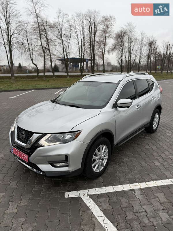 Внедорожник / Кроссовер Nissan Rogue 2018 в Тульчине