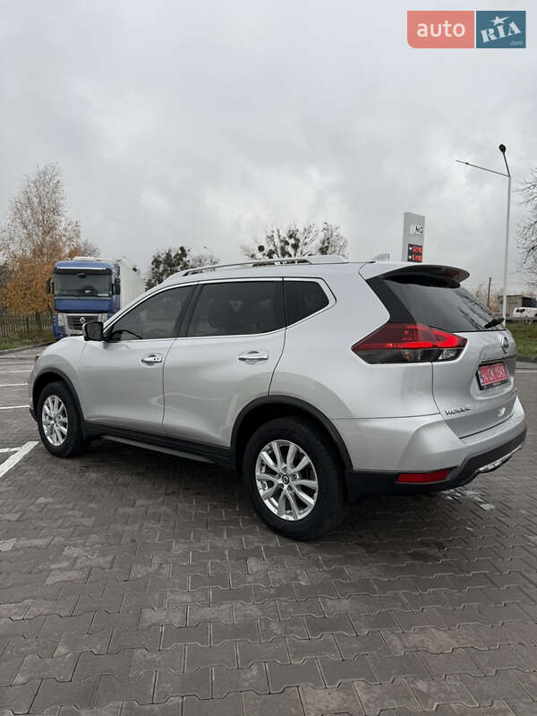 Внедорожник / Кроссовер Nissan Rogue 2018 в Тульчине