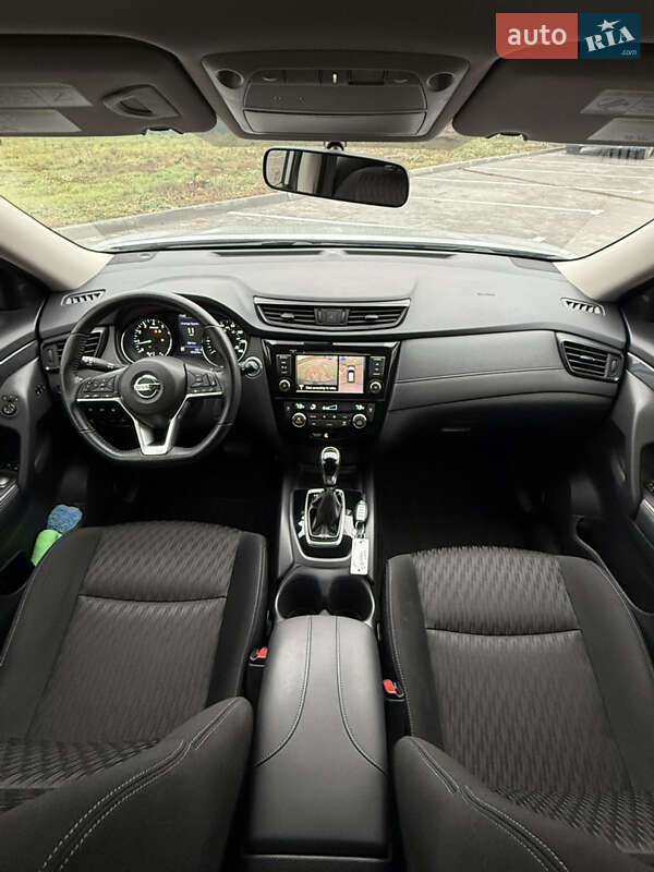 Внедорожник / Кроссовер Nissan Rogue 2018 в Тульчине