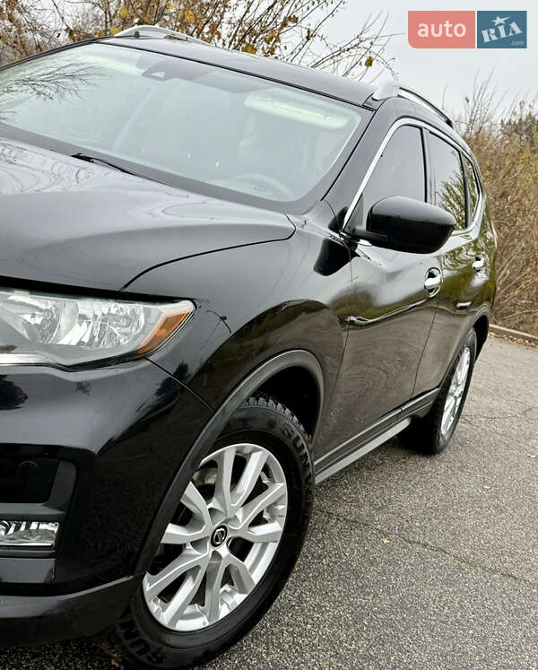 Внедорожник / Кроссовер Nissan Rogue 2020 в Запорожье