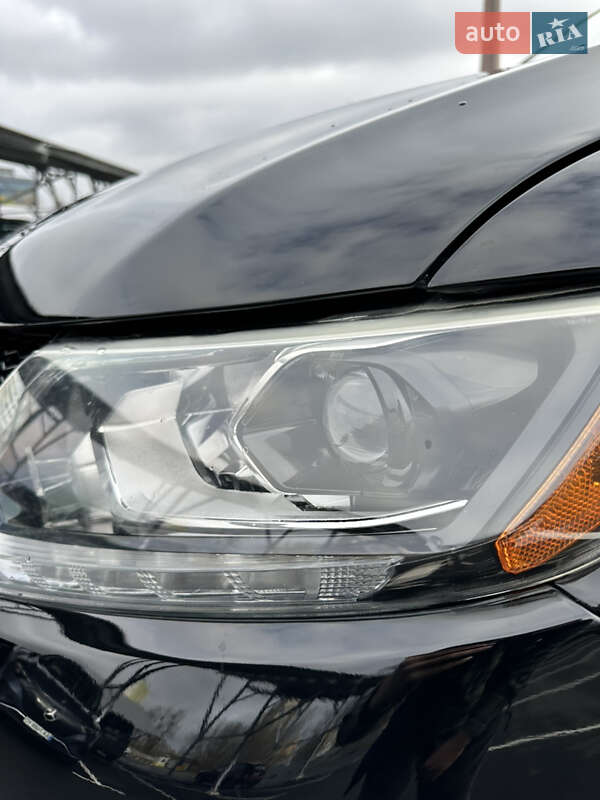 Внедорожник / Кроссовер Nissan Rogue 2014 в Киеве