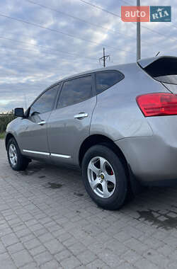 Позашляховик / Кросовер Nissan Rogue 2010 в Одесі