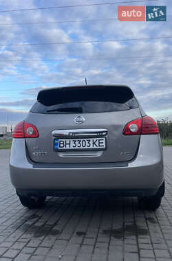 Позашляховик / Кросовер Nissan Rogue 2010 в Одесі