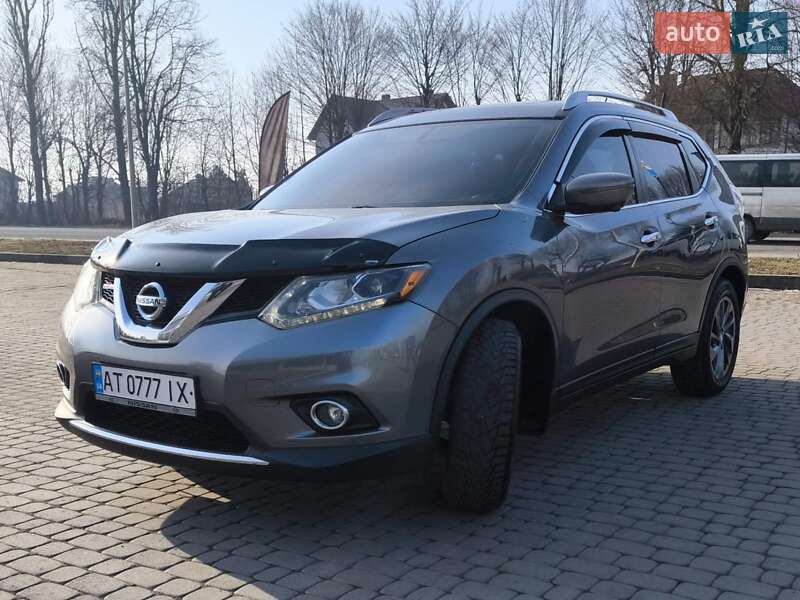 Внедорожник / Кроссовер Nissan Rogue 2016 в Ивано-Франковске