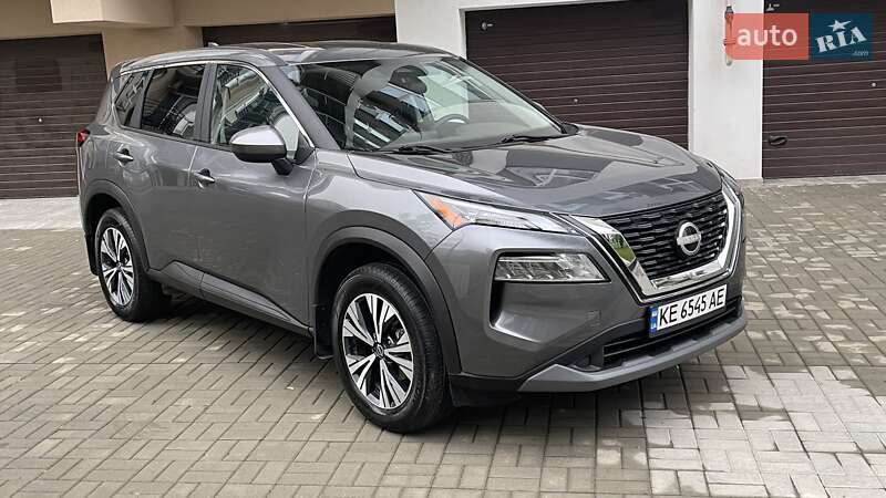 Внедорожник / Кроссовер Nissan Rogue 2023 в Днепре