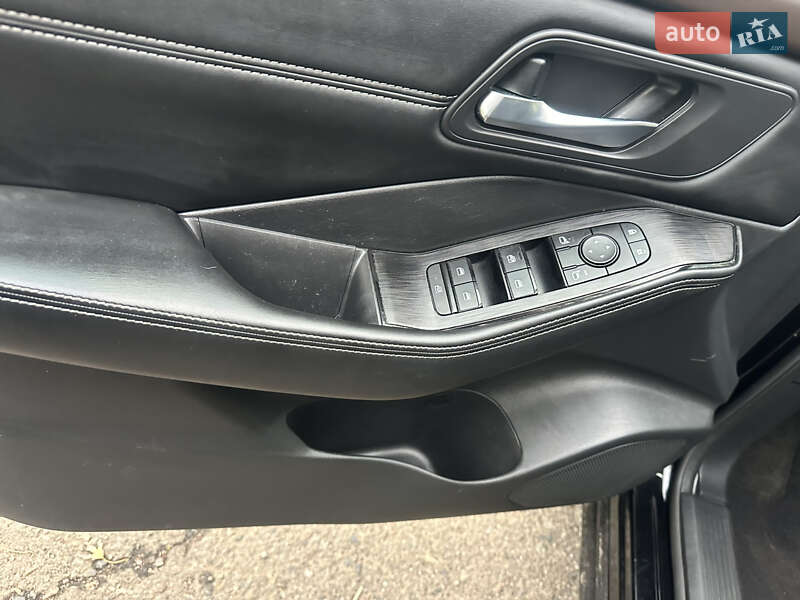 Позашляховик / Кросовер Nissan Rogue 2022 в Одесі фото 20 Позашляховик / Кросовер Nissan Rogue 2022 в Одесі