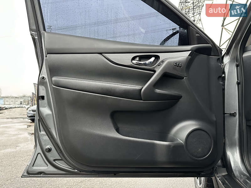 Внедорожник / Кроссовер Nissan Rogue 2018 в Харькове