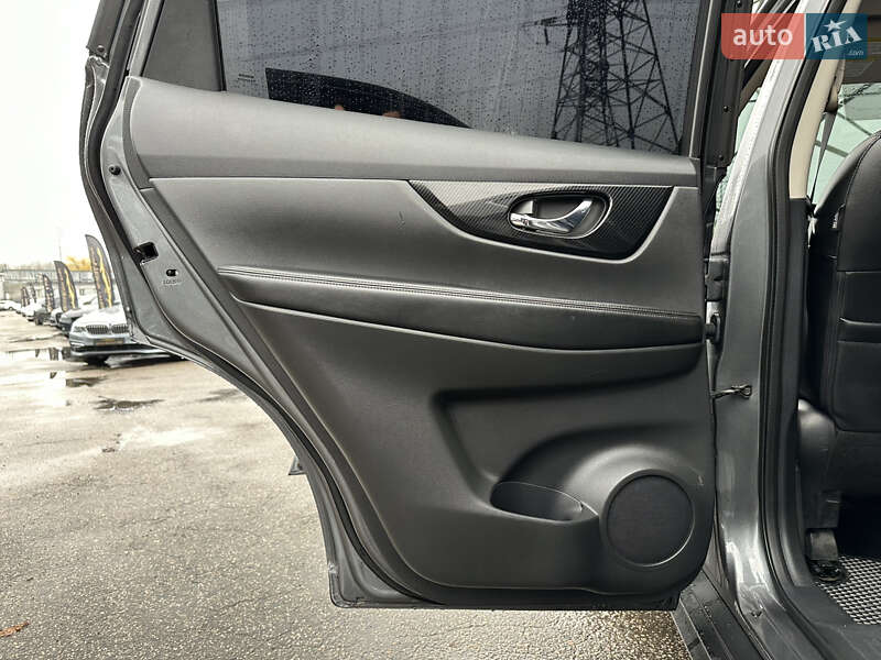 Внедорожник / Кроссовер Nissan Rogue 2018 в Харькове