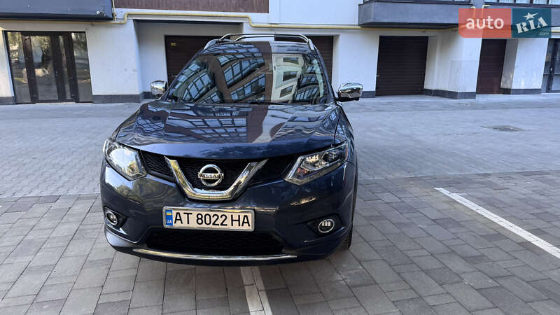 Внедорожник / Кроссовер Nissan Rogue 2016 в Ивано-Франковске