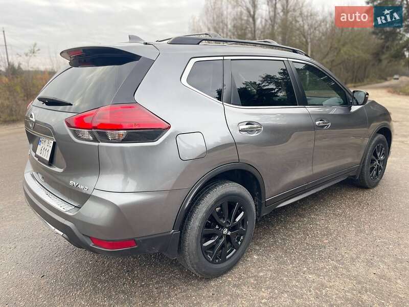 Позашляховик / Кросовер Nissan Rogue 2017 в Охтирці