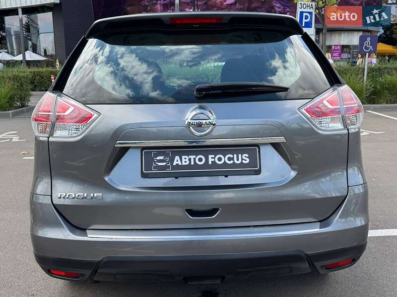 Внедорожник / Кроссовер Nissan Rogue 2016 в Киеве