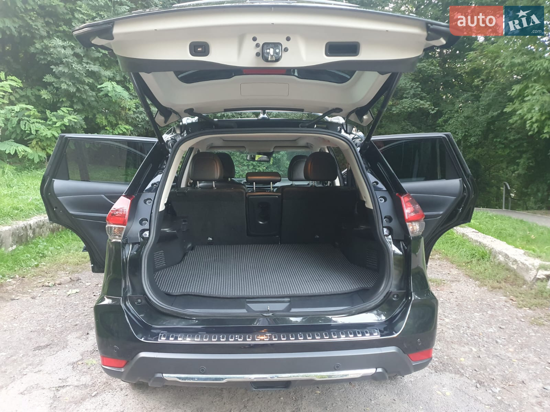 2019 Nissan Rogue - мініатюра 8
