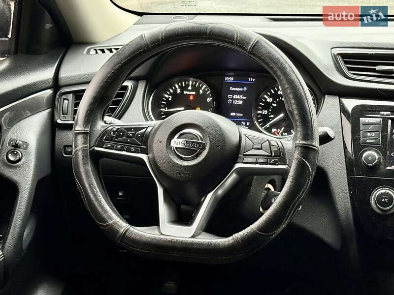 Внедорожник / Кроссовер Nissan Rogue 2018 в Харькове