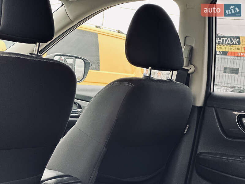 Позашляховик / Кросовер Nissan Rogue 2019 в Кременчуці