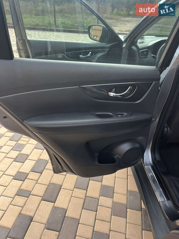 Внедорожник / Кроссовер Nissan Rogue 2018 в Измаиле фото 16 Внедорожник / Кроссовер Nissan Rogue 2018 в Измаиле