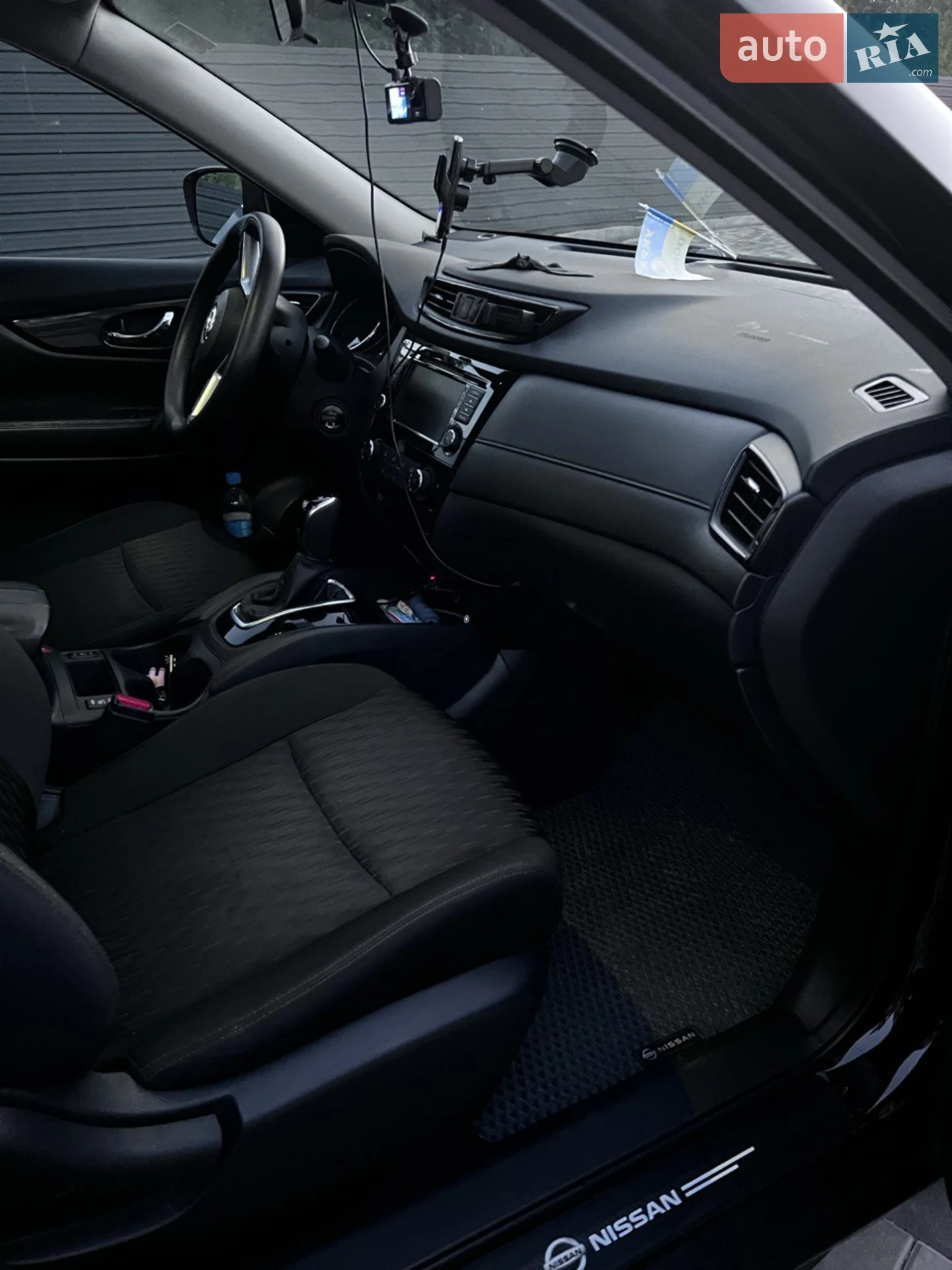2017 Nissan Rogue - мініатюра 9