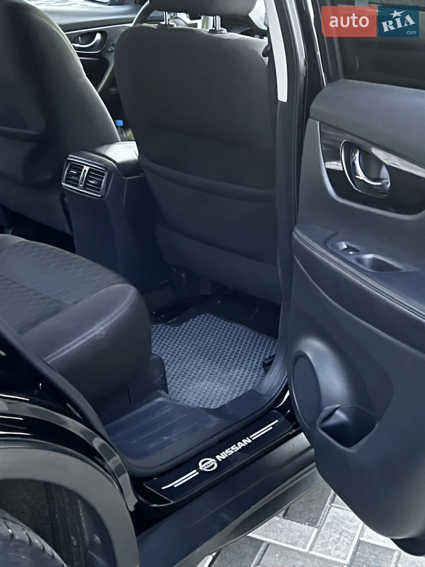 2017 Nissan Rogue - мініатюра 10