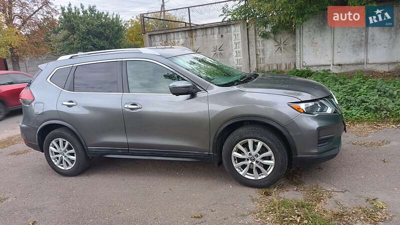 Внедорожник / Кроссовер Nissan Rogue 2017 в Черкассах фото 2 Внедорожник / Кроссовер Nissan Rogue 2017 в Черкассах