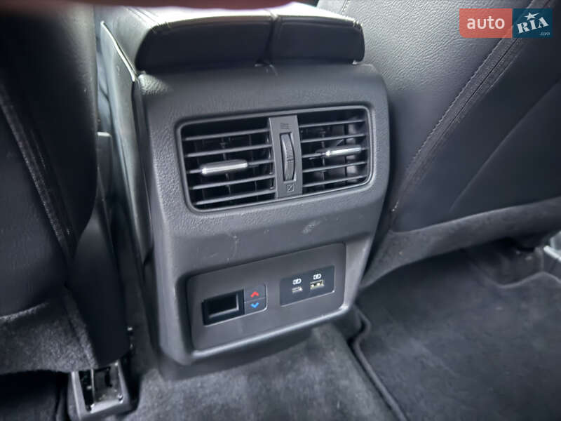 Внедорожник / Кроссовер Nissan Rogue 2021 в Черкассах фото 6 Внедорожник / Кроссовер Nissan Rogue 2021 в Черкассах