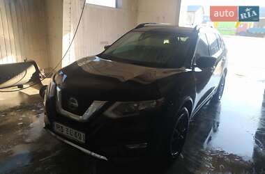 Внедорожник / Кроссовер Nissan Rogue 2017 в Ковеле