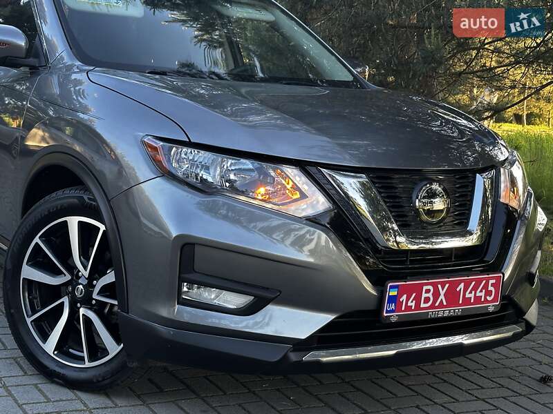 Внедорожник / Кроссовер Nissan Rogue 2019 в Дрогобыче