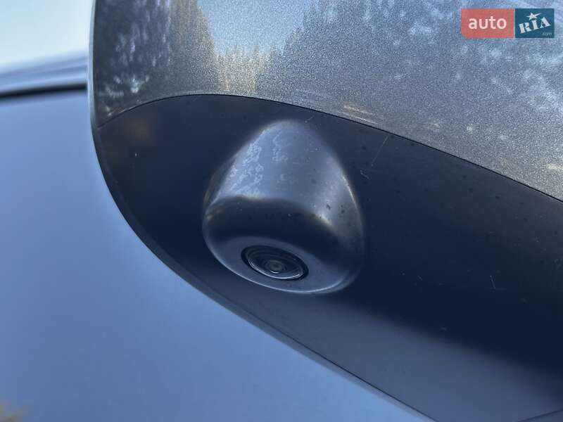 Внедорожник / Кроссовер Nissan Rogue 2019 в Дрогобыче