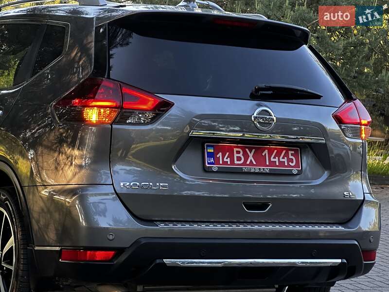 Внедорожник / Кроссовер Nissan Rogue 2019 в Дрогобыче