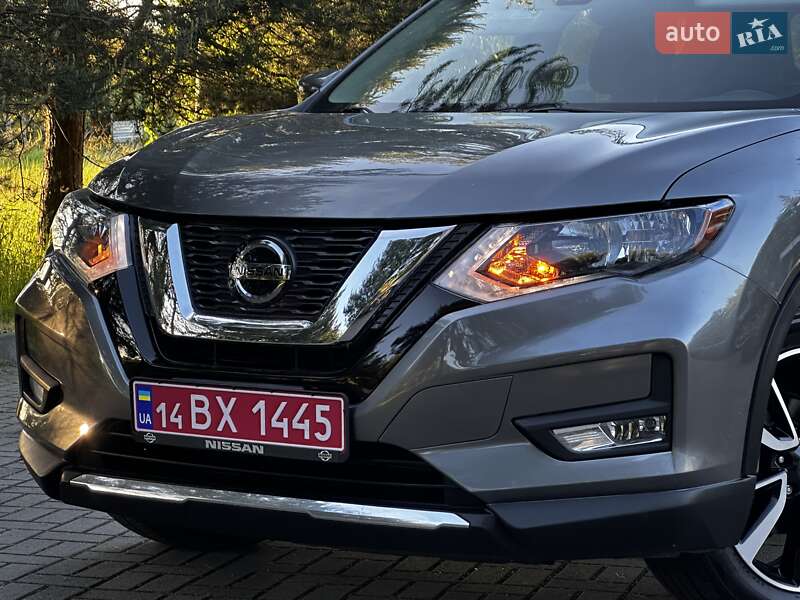 Внедорожник / Кроссовер Nissan Rogue 2019 в Дрогобыче