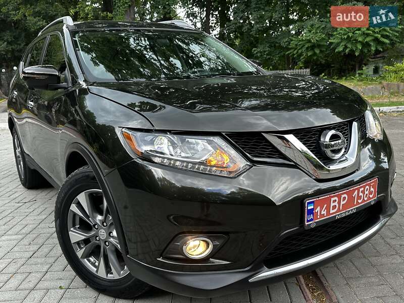 Внедорожник / Кроссовер Nissan Rogue 2015 в Дрогобыче