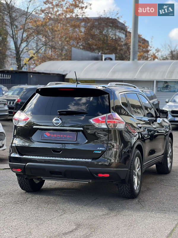 Позашляховик / Кросовер Nissan Rogue 2014 в Одесі