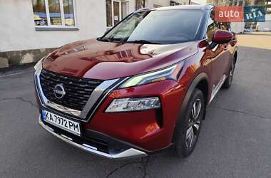 Внедорожник / Кроссовер Nissan Rogue 2022 в Киеве