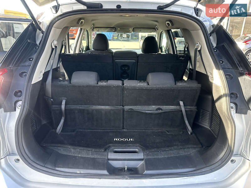 Позашляховик / Кросовер Nissan Rogue 2017 в Львові фото 12 Позашляховик / Кросовер Nissan Rogue 2017 в Львові