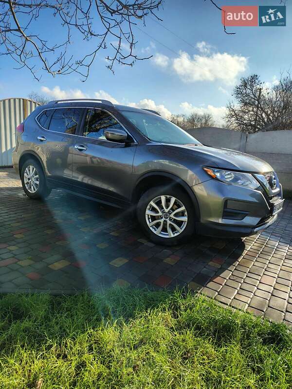 Внедорожник / Кроссовер Nissan Rogue 2016 в Полтаве фото 6 Внедорожник / Кроссовер Nissan Rogue 2016 в Полтаве