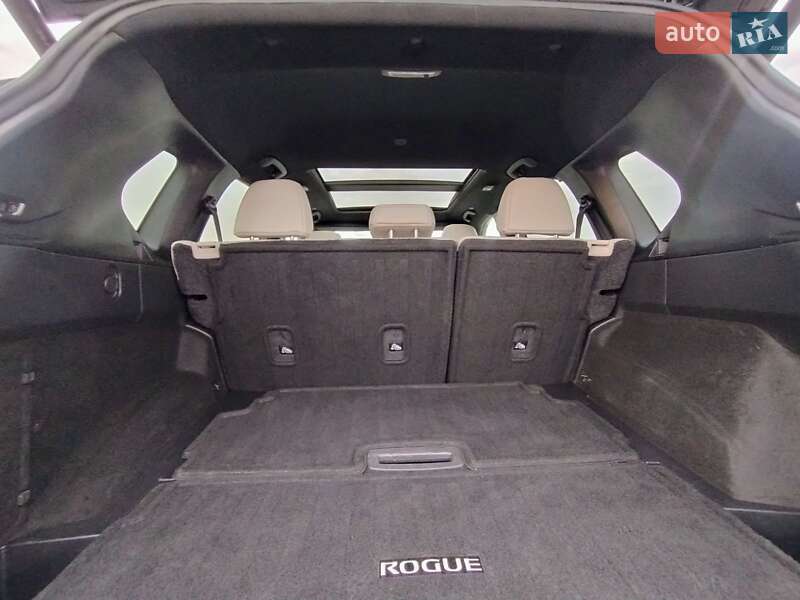 Внедорожник / Кроссовер Nissan Rogue 2023 в Житомире