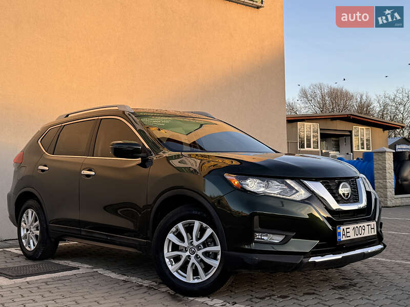 Внедорожник / Кроссовер Nissan Rogue 2017 в Дрогобыче фото 12 Внедорожник / Кроссовер Nissan Rogue 2017 в Дрогобыче