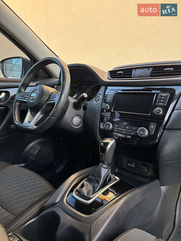 Внедорожник / Кроссовер Nissan Rogue 2017 в Дрогобыче фото 53 Внедорожник / Кроссовер Nissan Rogue 2017 в Дрогобыче