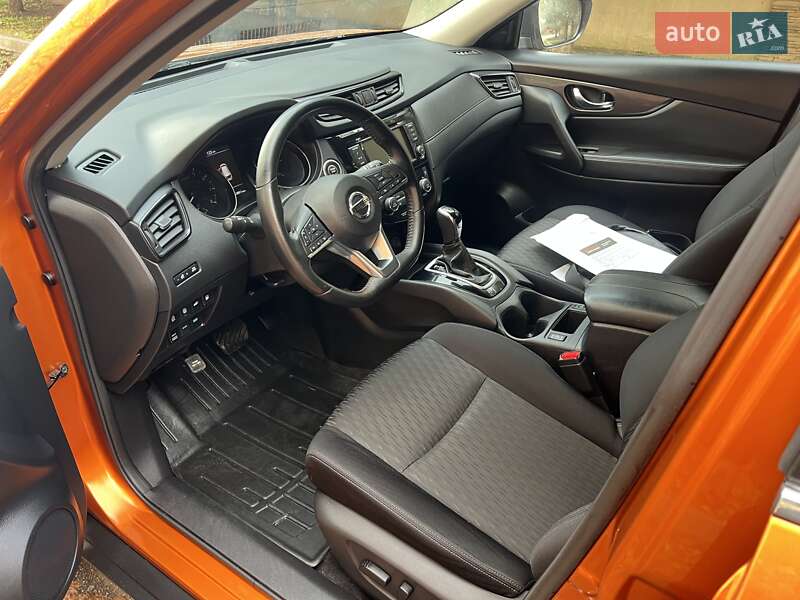Внедорожник / Кроссовер Nissan Rogue 2018 в Днепре