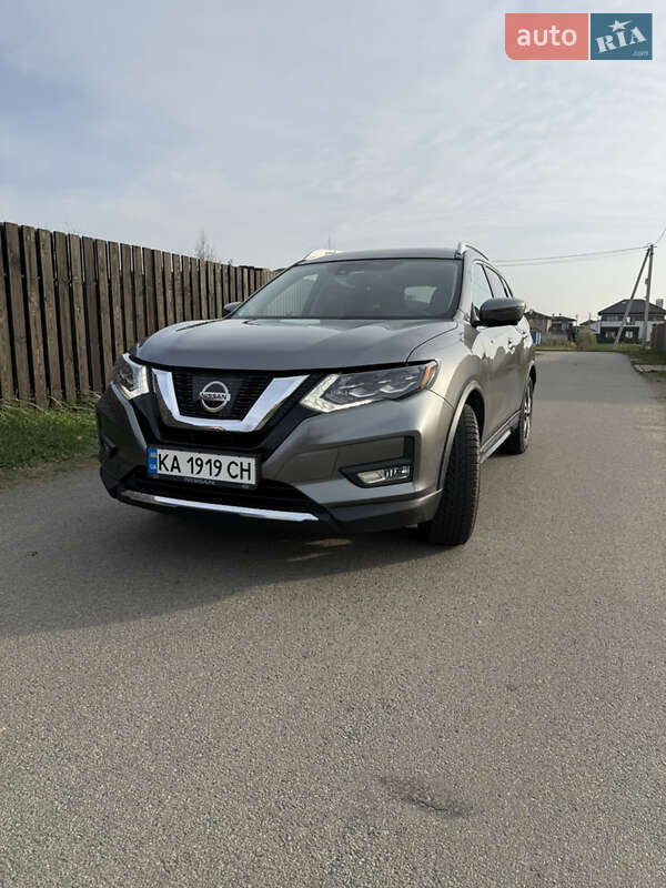 Внедорожник / Кроссовер Nissan Rogue 2017 в Киеве фото 2 Внедорожник / Кроссовер Nissan Rogue 2017 в Киеве