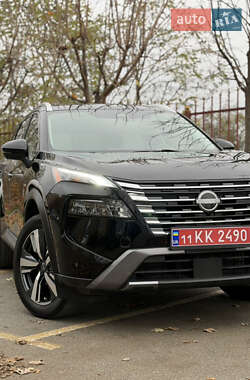 Внедорожник / Кроссовер Nissan Rogue 2024 в Киеве