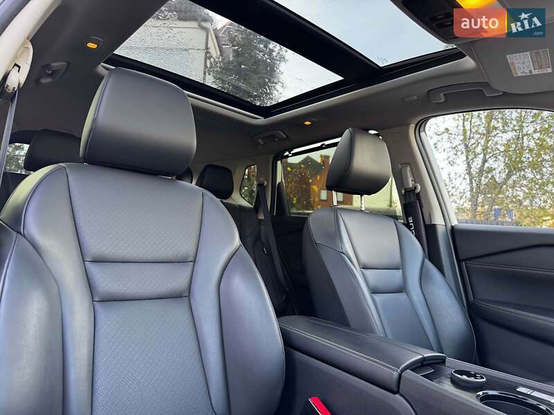 Внедорожник / Кроссовер Nissan Rogue 2023 в Киеве фото 43 Внедорожник / Кроссовер Nissan Rogue 2023 в Киеве