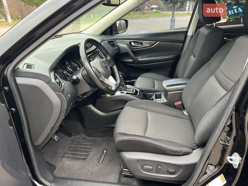 Внедорожник / Кроссовер Nissan Rogue 2017 в Ровно фото 20 Внедорожник / Кроссовер Nissan Rogue 2017 в Ровно