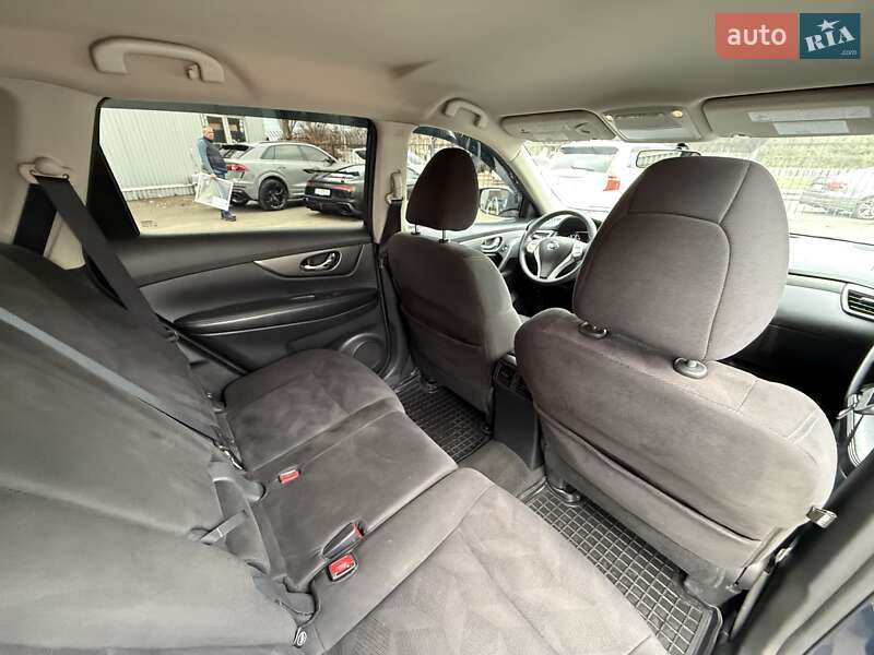 Позашляховик / Кросовер Nissan Rogue 2015 в Києві
