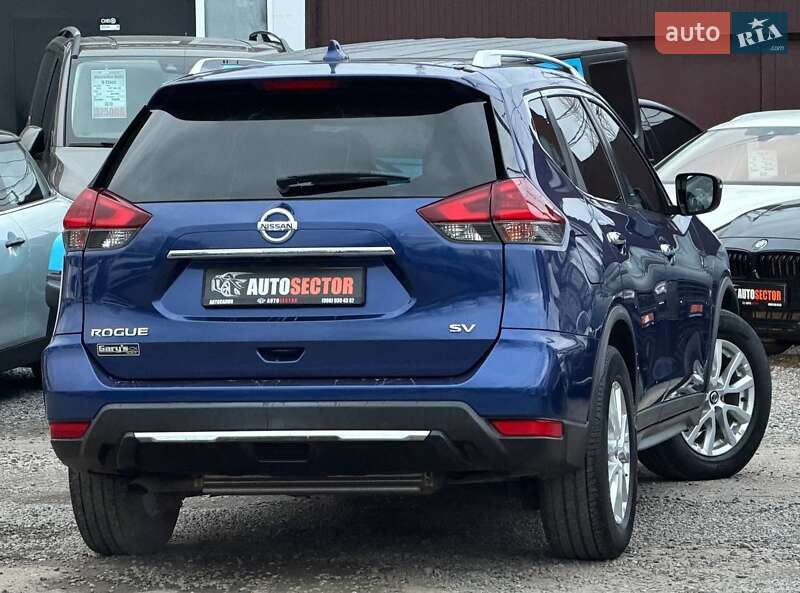 Внедорожник / Кроссовер Nissan Rogue 2017 в Харькове