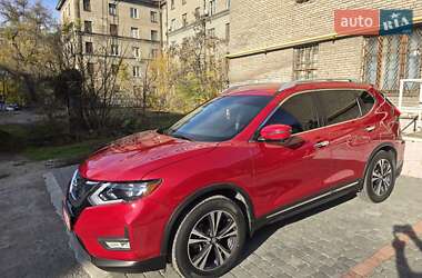 Внедорожник / Кроссовер Nissan Rogue 2017 в Запорожье