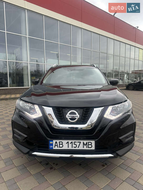 Внедорожник / Кроссовер Nissan Rogue 2020 в Гайсине