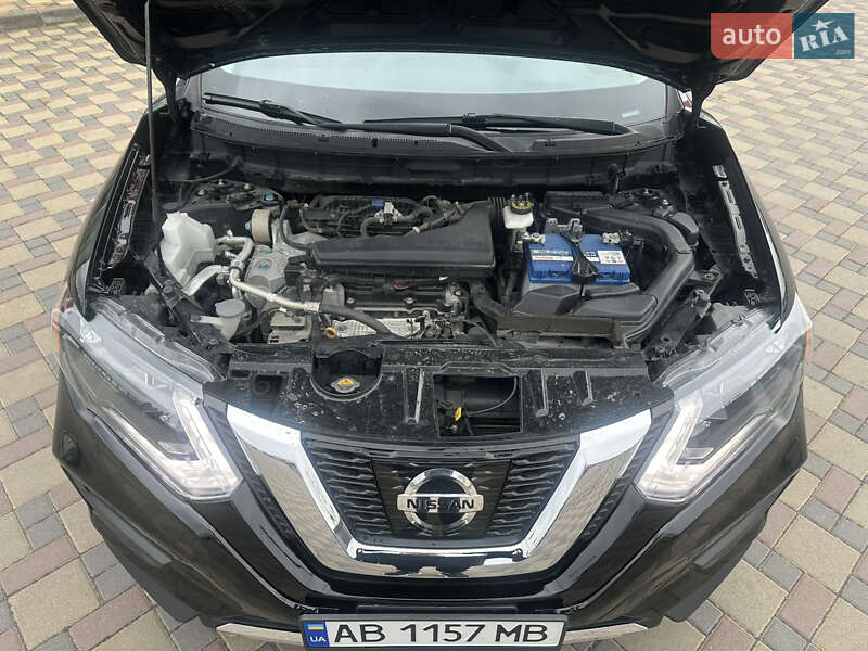 Внедорожник / Кроссовер Nissan Rogue 2020 в Гайсине