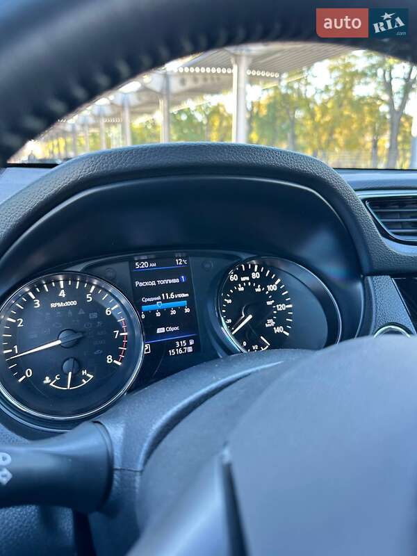 Позашляховик / Кросовер Nissan Rogue 2017 в Миколаєві