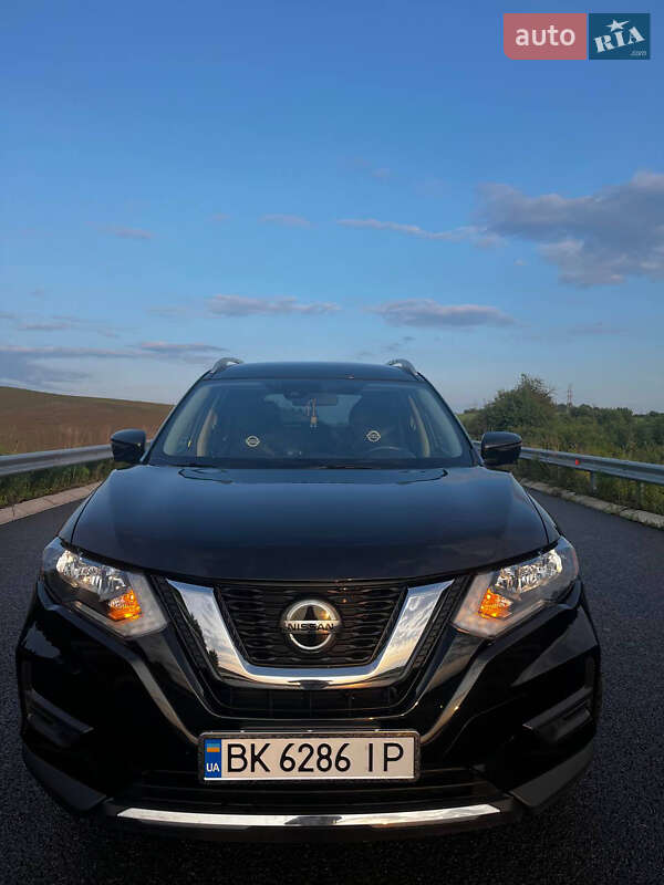 Внедорожник / Кроссовер Nissan Rogue 2018 в Ровно фото 2 Внедорожник / Кроссовер Nissan Rogue 2018 в Ровно